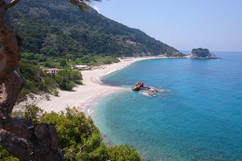 Potami_Beach_in_Karlovasi,_Samos